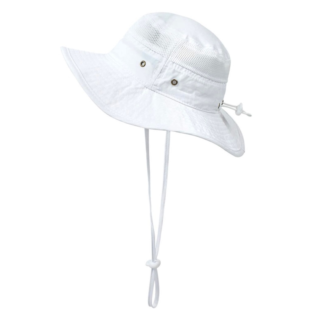 White sun hat with mesh panel & adjustable sizing 4-8 years